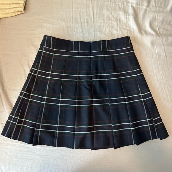 ARITZIA Sunday Best Pleated Skirt - Picture 4 of 5